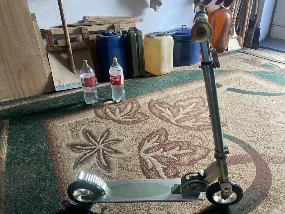 Продам самокат металлический