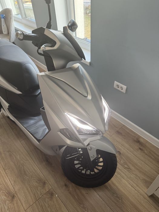 Scooter de inchiriat/ Scooter to rent