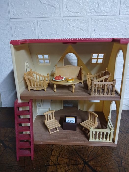 Домик сильван с мебелью.