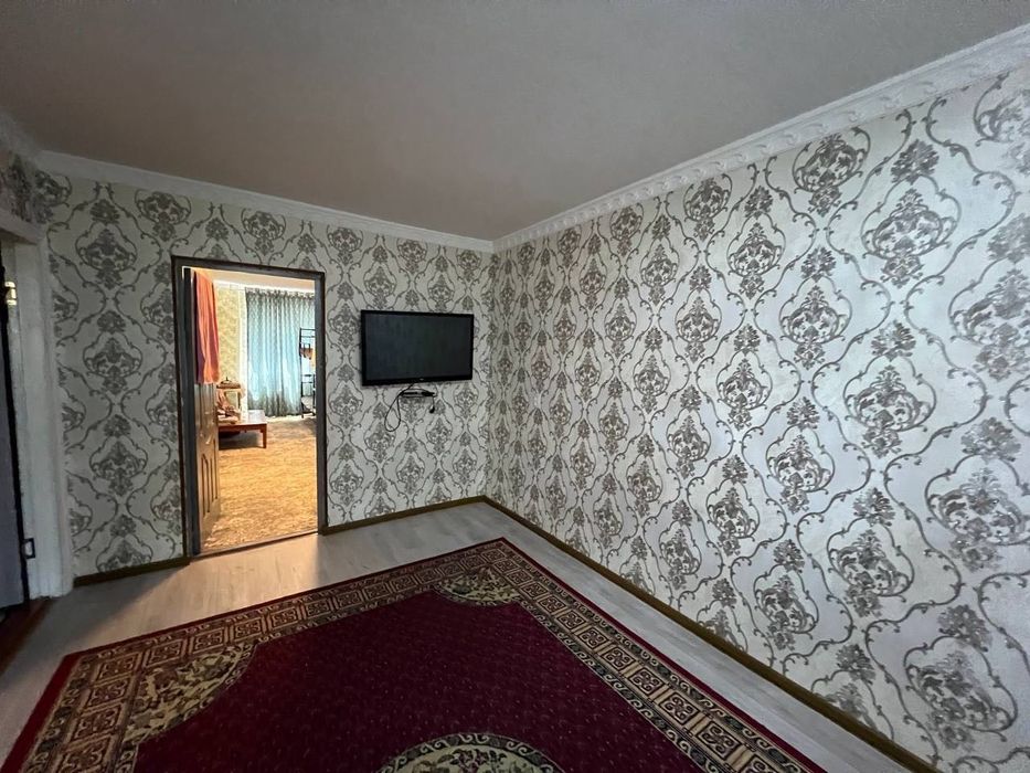 Сдается 2х комнатная квартира 
В горде Алмалыке