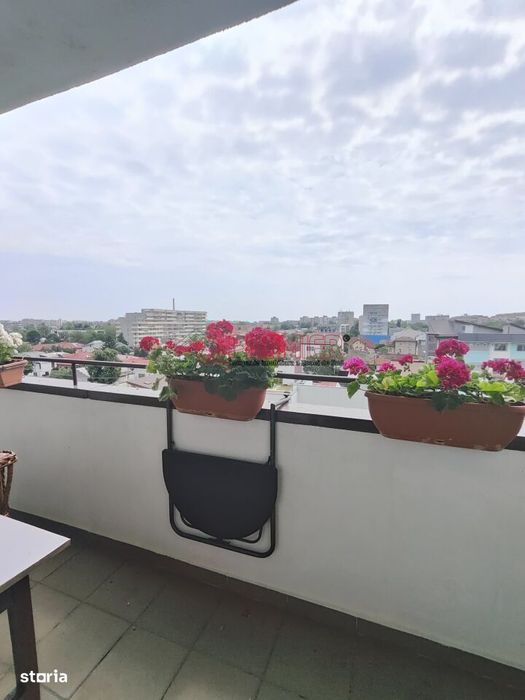 EROII REVOLUTIEI - Metrou - 3 camere