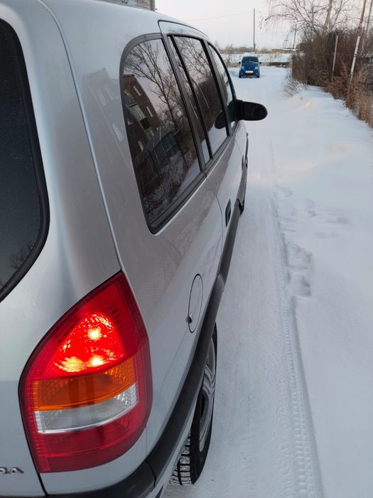 Продам Опель Зафира