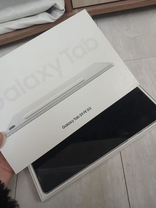 Продам Планшет Galaxy Tab S9 FE 5G, с гарантией