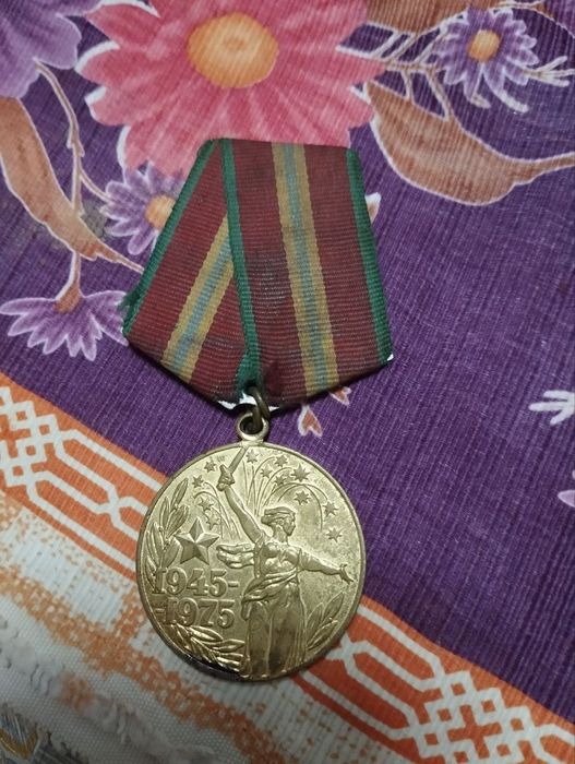 Medalyon  narxi kelishtirib beriladi