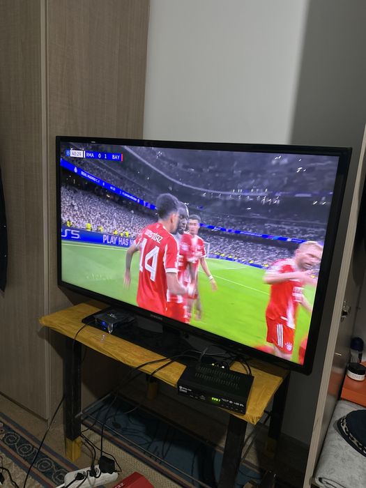 Samsung - телевизор.