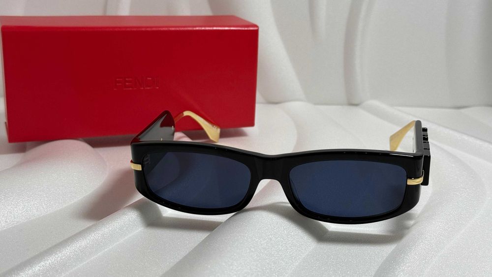 Оригинални Дамски слънчеви очила Fendi