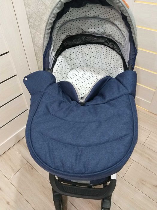 Коляска для ребенка