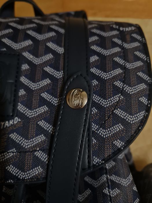 ghiozdan goyard.