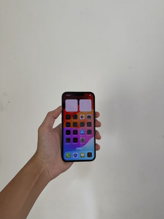Продам срочно iPhone 13 256GB 88%
