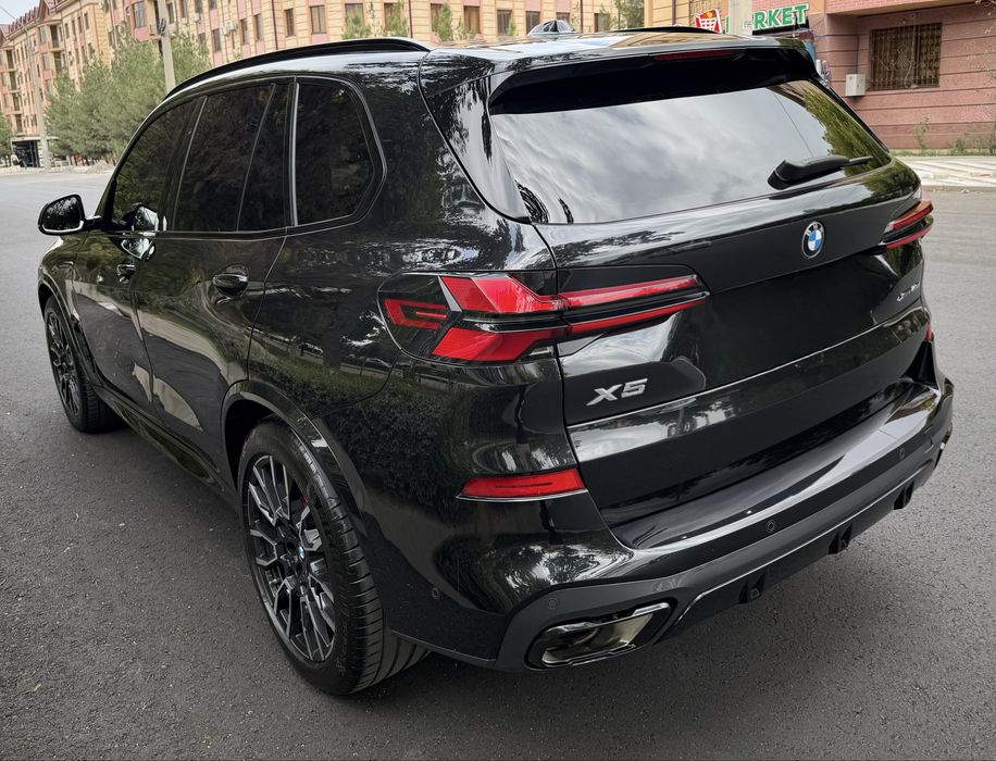 BMW X5 xDrive 40i 2024 год