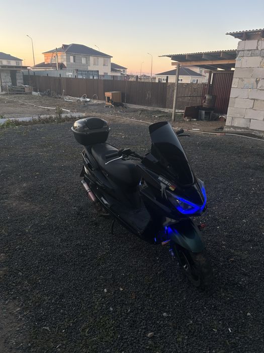 Мапед макси 175 куб