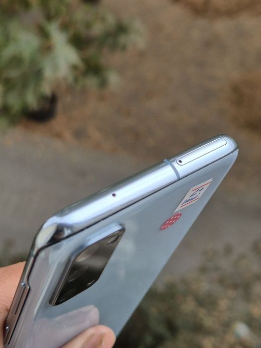 Samsung S20. 5G 12/128gb