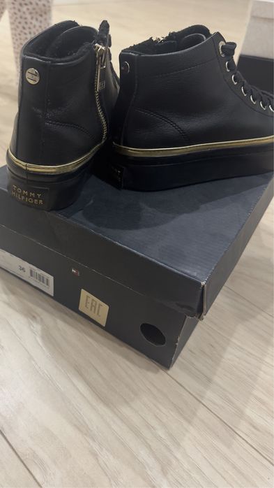 Ботинки Tommy Hilfiger