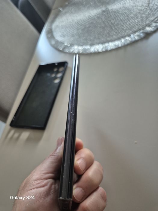 Vând Samsung Galaxy S22 ultra 128Gb