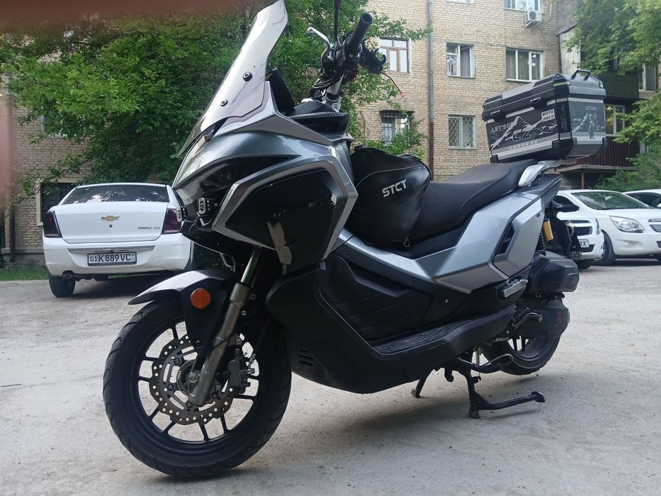 Skuter n max x max yamaha 180 kub