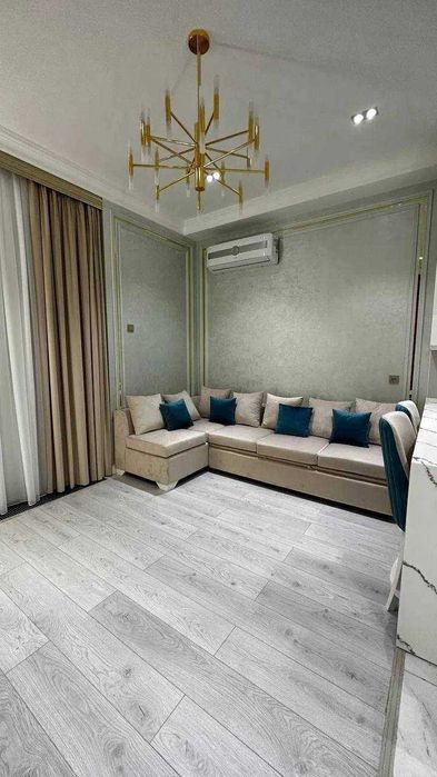 Сдается квартира 2/4/10 на Алмазар, ЖК "Nurafshon saroy"