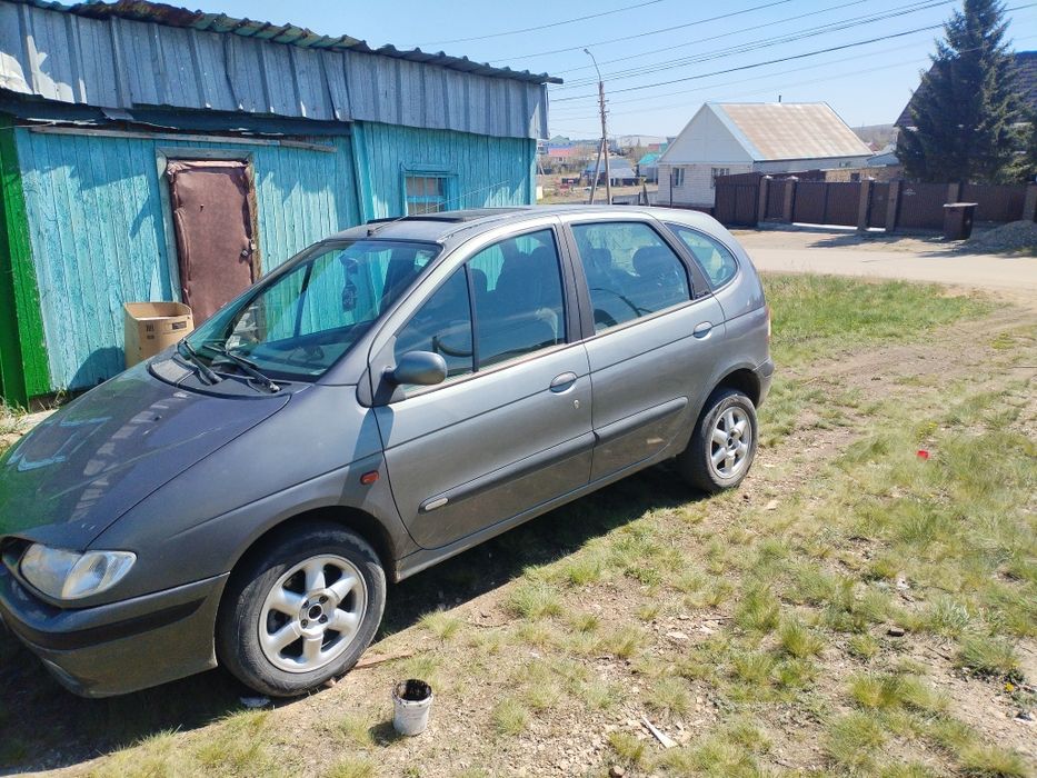 Продам машину состояние хорошее