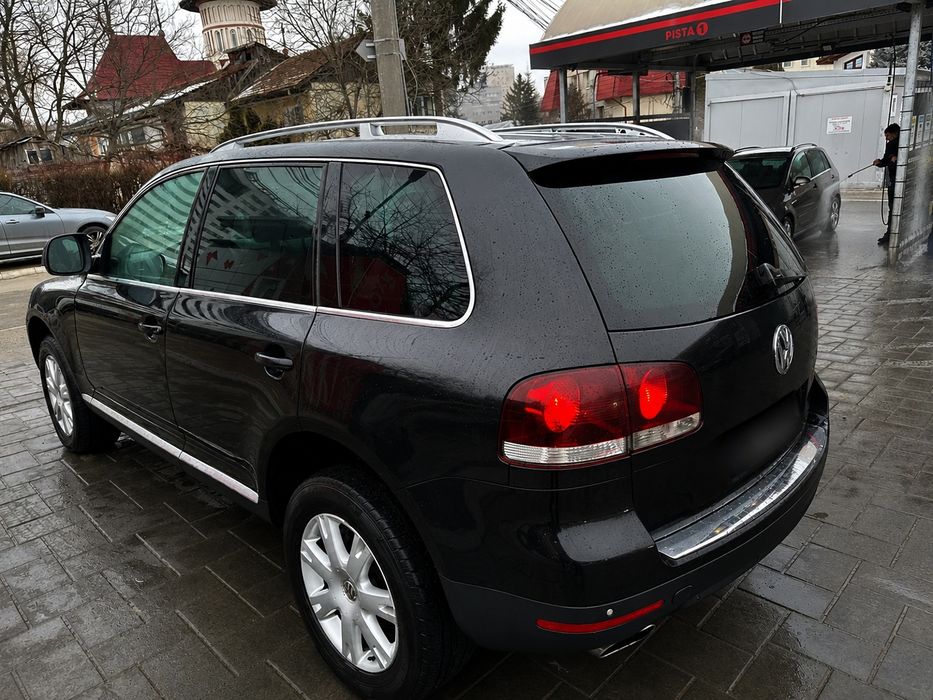 Vând Volkswagen Touareg diesel V6 TDI 3.0 Automat 4x4 permanent perne aer an 2008 înmatriculat