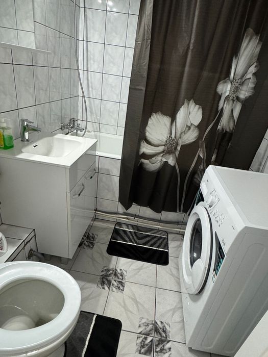 Apartament de închiriat