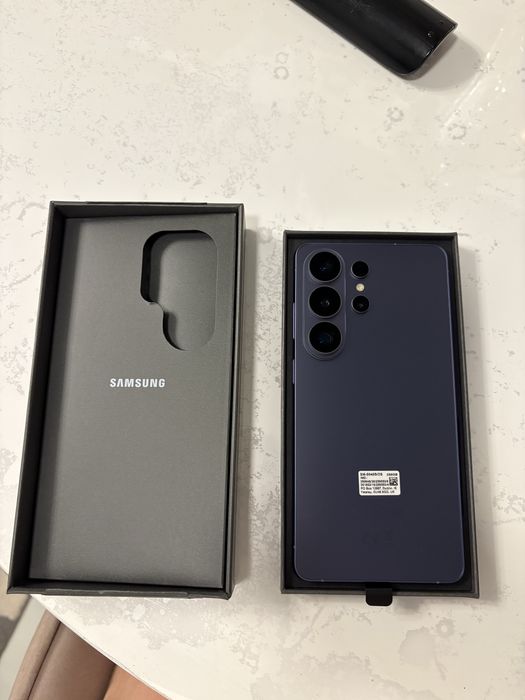Samsung Galaxy S26 untra 256 GB violet с 36 месеца гаранция