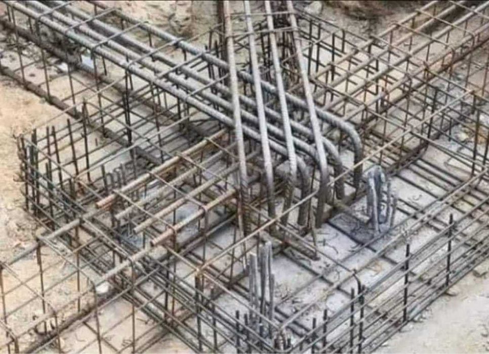 Case cu etaj de la 250euro mp și cu mansarda de la 220euro mp