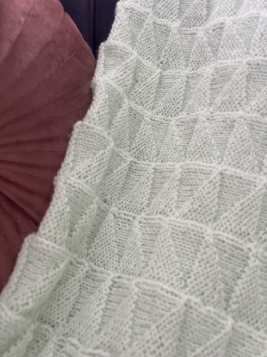 Детски ръчно плетени пелени