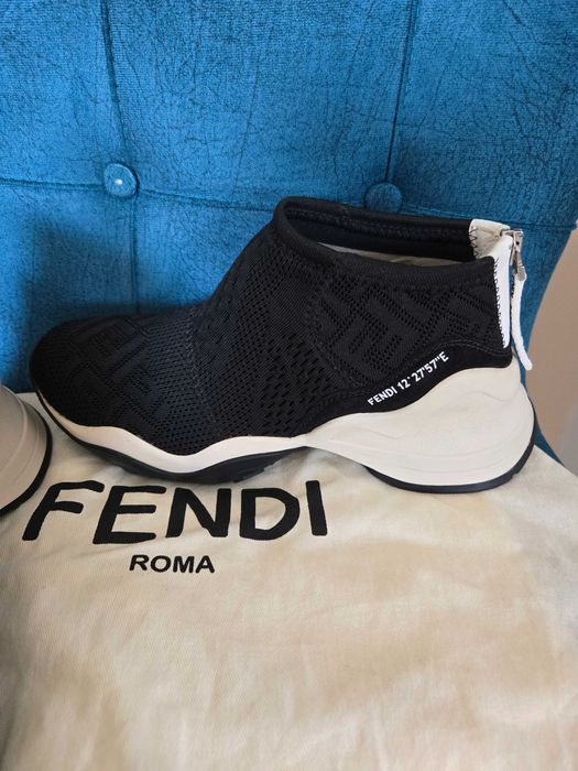 Adidași FENDI originali