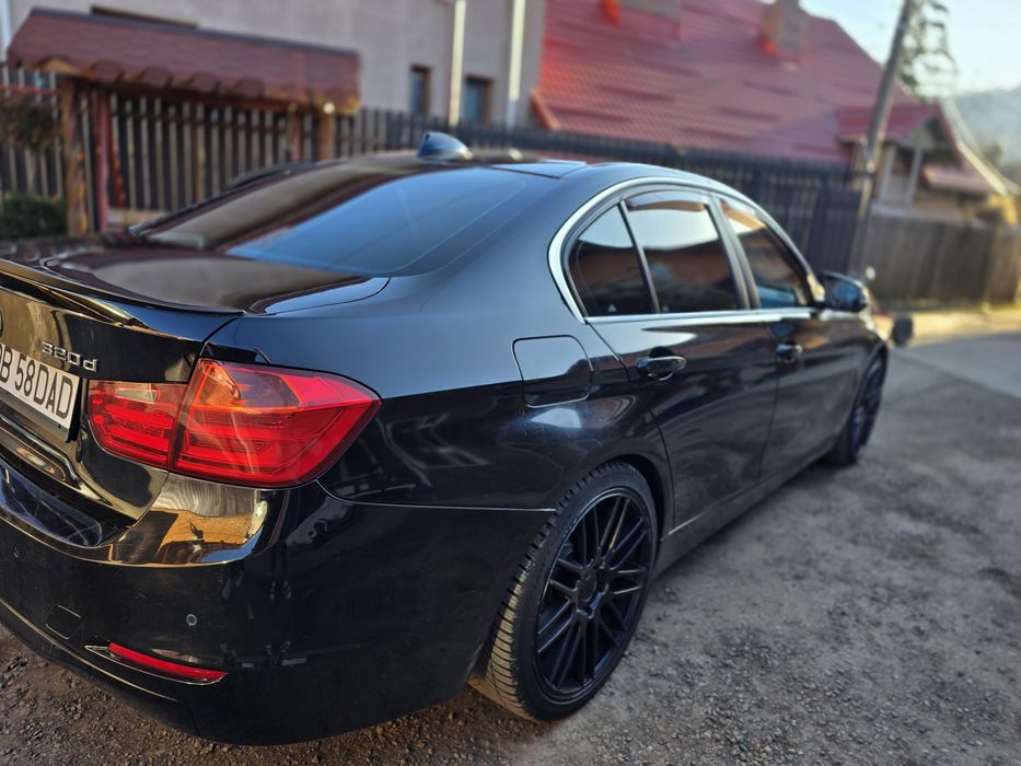 BMW Seria 3  F30