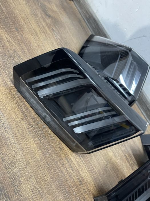 Triple stopuri spate stanga dreapta Peugeot 3008 1.5 hdi 2020-2024