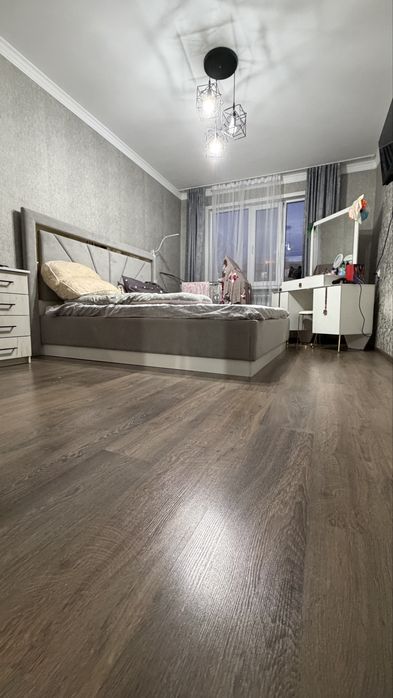 Продается 3-х комн.кв  Универмаг .