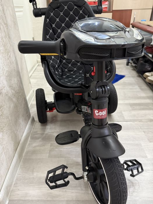 Трехколесный велосипед