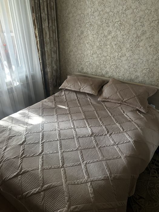 Кровать двуспальная