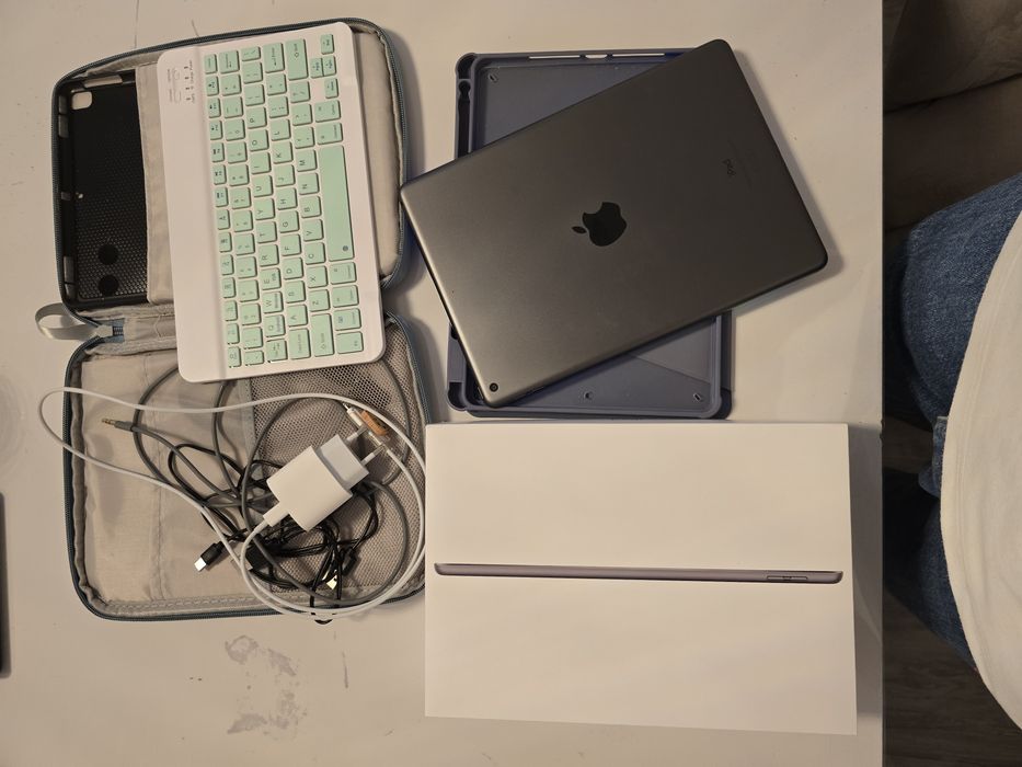 ipad Generatia a 9-a