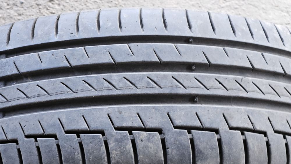 4 бр. 215 65 17 летни гуми Continental  Premium Contact 6