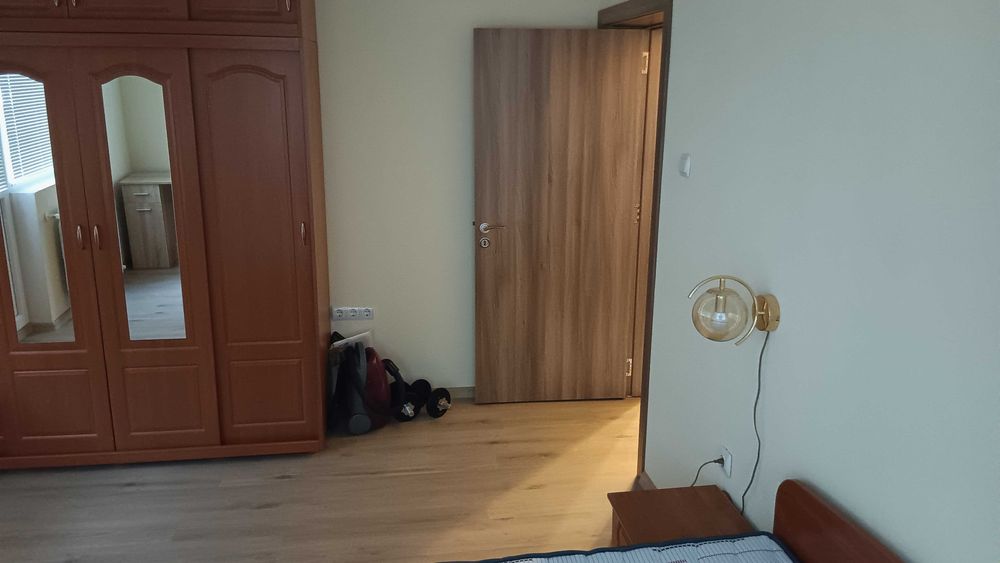 Дава се под наем Тристаен апартамент в Благоевград, Идеален център - 95 кв.м за 357 € - Снимка #3