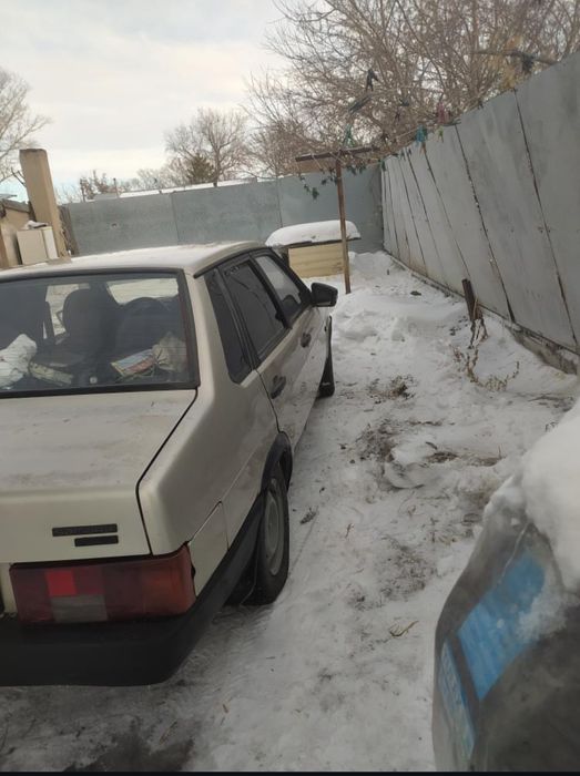 Продаю ваз 21099 карбюратор