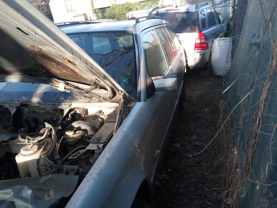 На части Мерцедес 124 250TD