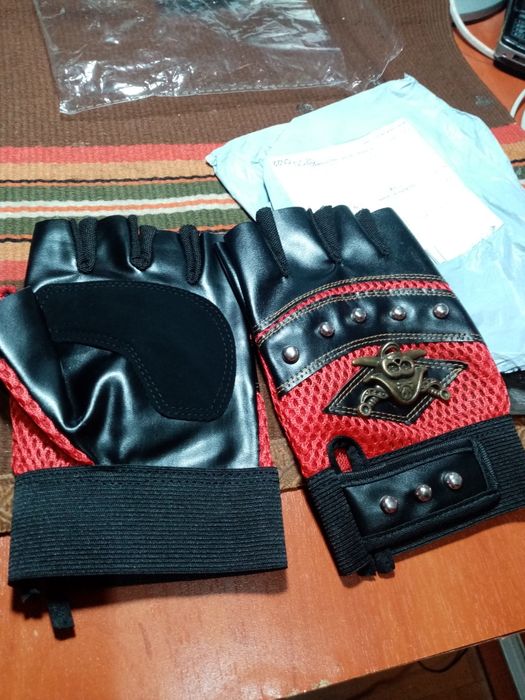 Вело перчатки продам