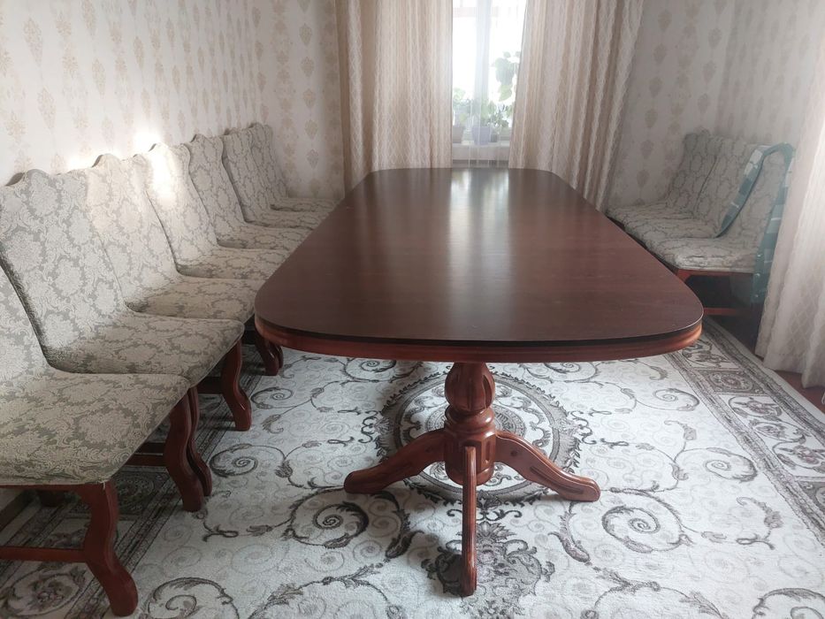 Продам стол-стулья