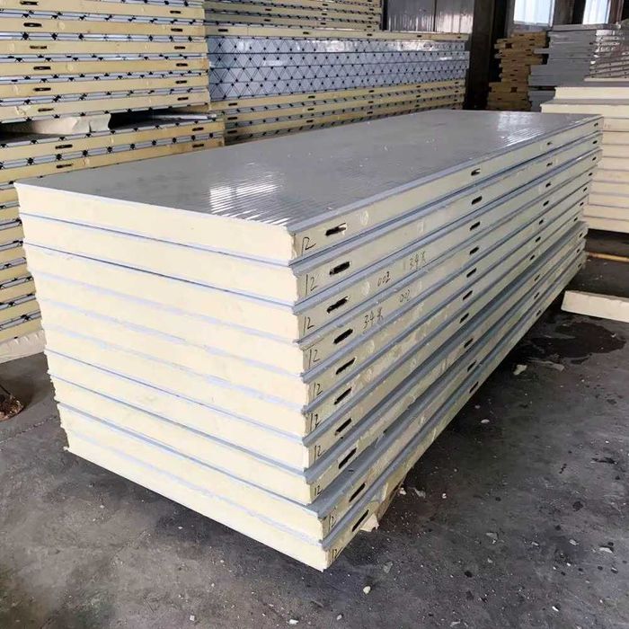 Максимальная защита и комфорт с сэндвич-панелями