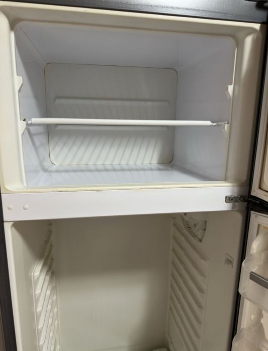 Xolodinek Vestel xolati va ishlashi yaxshi