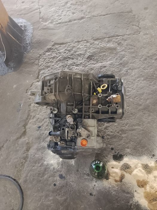 Продается запчасти на коробку автомат 096-01м.