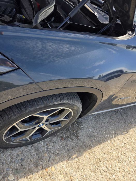 Aripa fata stanga dreapta BMW X1 F48 culoare Atlantikgrau Metallic C09