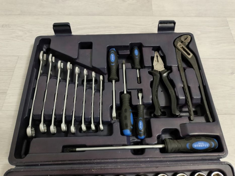 Набор инструментов для авто и дома. 44 предмета