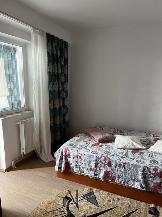 Inchiriez ap 2 camere zona ANAF - Catedrala