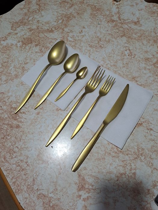 Набор столовых приборов