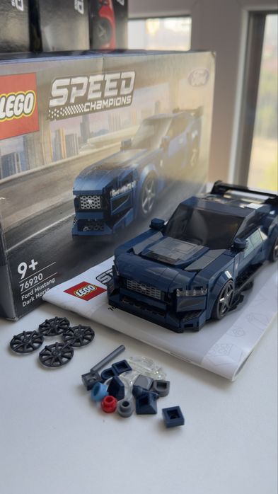 СРОЧНО ПРОДАЮ LEGO Speed Champions оригинал