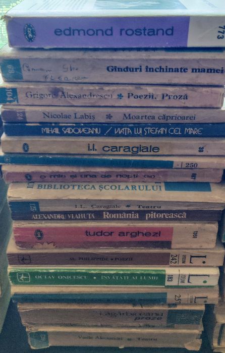 80 Cărți reviste vechi