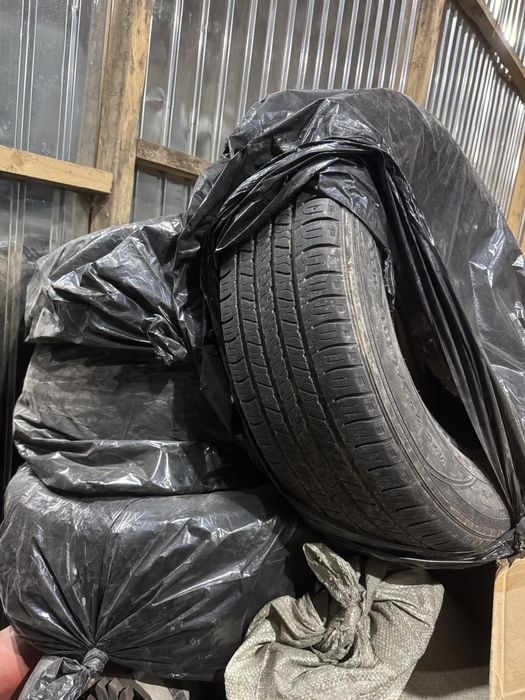 Шины б/у 225/65 R17