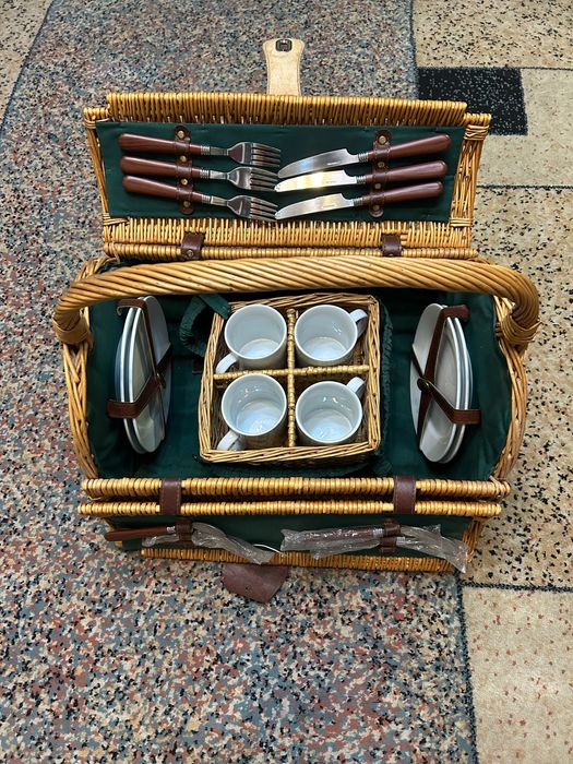 Фантастическая плетёная корзинка